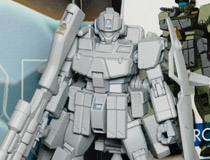 2014年2月に発売予定！バンダイ「HGBF 1/144 ガンダムビルドファイターズ ジムスナイパーK9」の無彩色サンプル【ガンプラEXPO2013】