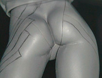 振り向きポーズで立体化 アルター「ヱヴァンゲリオン劇場版：Q 式波・アスカ・ラングレー ジャージVer.」の無彩色原型【メガホビ2013秋】