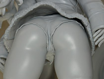 【WF2014冬】あのイラストを立体化！見事な尻見せポーズなウイング「石恵 1/6 イベントスタッフの女の子」の制作途中原型