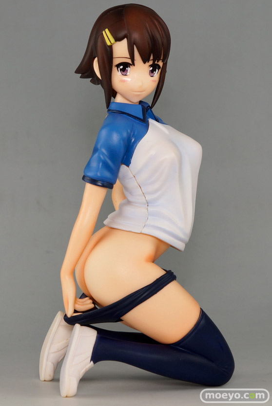 Sweethearts 茜未緒 通常版　全身01