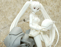 【WF2014冬】レーシングスーツ姿のfigmaミクさんと、レーシングミク2013のバイクが登場！