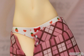 フリーイング　変態王子と笑わない猫。 筒隠月子　イチゴ　パンツ