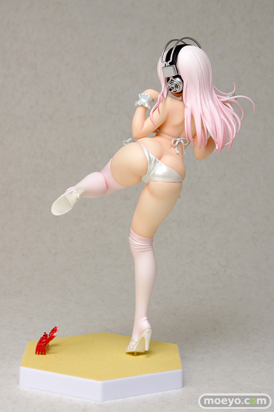 BEACH QUEENS NITRO SUPER SONIC すーぱーそに子 全身 02