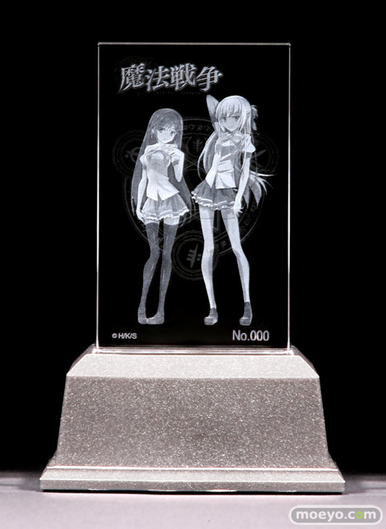 魔法戦争　プレミアムクリスタル（シリアルナンバー入り）　01