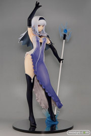 アルカディア シャイニング・ブレイド アイラ・ブランネージュ・ガルディニアス 全身 02