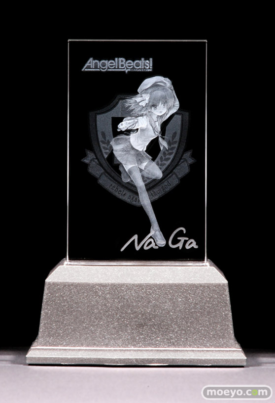 Angel Beats!　ゆり　プレミアムクリスタル（Na-Ga氏複製サイン入り）　01