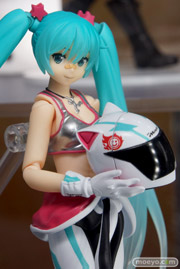 マックスファクトリー　レーシングミク2013　初音ミクGTプロジェクト　figma　レーシングミク2013　EV　MIRAIver.　ボディアップ