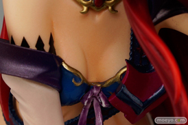 回天堂　ダンジョントラベラーズ2 王立図書館とマモノの封印 アリシア・ハート バーサーカーVer.　谷間　おっぱい