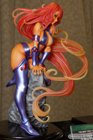 コトブキヤ　DC COMICS美少女 THE NEW TEEN TITANS スターファイア　全身　02