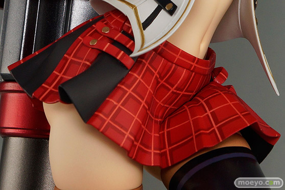 プラム　ゴッドイーター2 アリサ・イリーニチナ・アミエーラ Ver.GE2　スカート　太もも