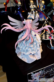 メディコム・トイ　リアルアクションヒーローズ No.673 RAH MGM 魔法少女まどか☆マギカ アルティメットまどか　03