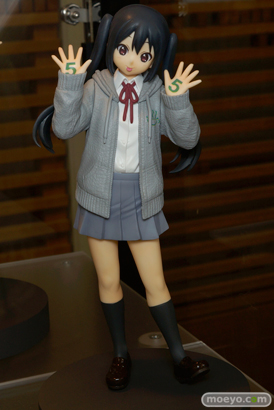 第36回プライズフェア　バンプレスト　けいおん！5thあにばーさりー♪「中野梓」フィギュア　01