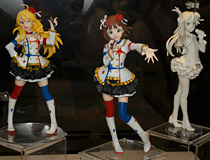 【第36回プライズフェア】　「フィギュア」「ちびきゅんキャラ」「デラックスマルチクロス」など バンプレストプライズ「THE IDOLM@STER MOVIE 輝きの向う側へ！」 新作プライズアイテム特集