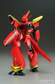 アルカディア 1/60 完全変形VF-19改 熱気バサラスペシャル with サウンドブースター 08