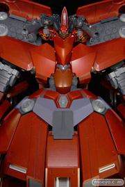 バンダイ　HGUC 1/144 ネオ・ジオング　04