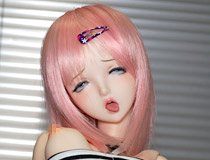 見事な「アヘ顔」も！セクシーなアルカディアのドールシリーズ「ANGEL PHILIA」の単独イベント「Private Room」　フォトレポート02（Pink Dropsアイテムのコンセプト展示）