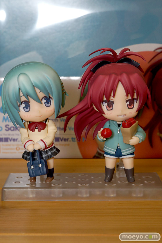 グッドスマイルカンパニー　ねんどろいど 劇場版 魔法少女まどか☆マギカ [新編] 叛逆の物語 美樹さやか 制服Ver.＆佐倉杏子 私服Ver.セット　フィギュア　画像　01