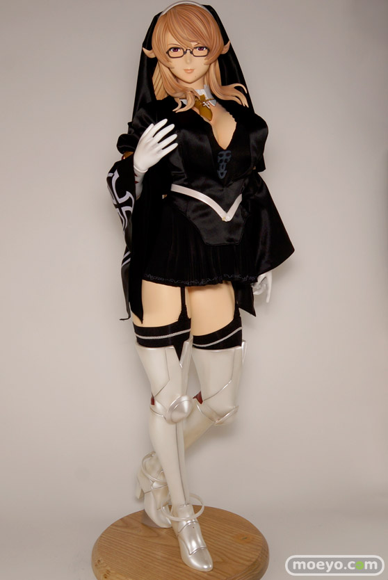 エイプラス フィギュア 画像 キャストオフ クイーンズブレイド リベリオン 異端審問官 シギィ 2PカラーVer. 24