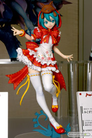 マックスファクトリー　初音ミク -Project DIVA- 2nd みくずきん　フィギュア　画像　02