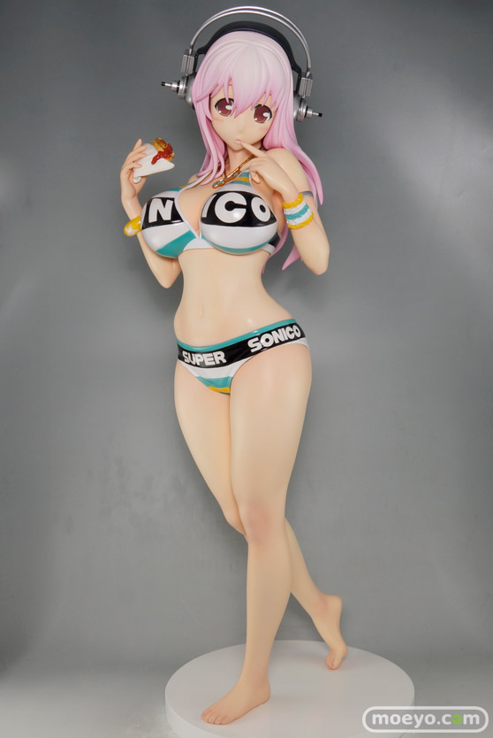 エクスプラス ギガンティックシリーズ すーぱーそに子 フィギュア ソフビ 画像 レビュー 01