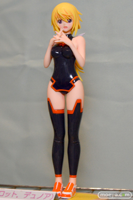 ワンダーフェスティバル 2014［夏］　フィギュア　画像　うさPハウス　西住　秋山　ガルパン　フェイト　タカオ　黒猫　シャル　セシリア　ミク　春香　セイバー　11