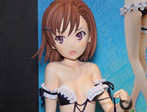 【キャラホビ2014】巨大サイズでセクシー水着な美琴が電撃大王限定で登場！「とある科学の超電磁砲Ｓ 御坂美琴 水着フィギュア 全高約65センチVer.」 新作フィギュア彩色サンプル画像レビュー