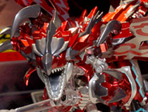 【第54回ホビーショー】ハンターモードからモンスターモードに完全変形！バンダイ「超合金 モンスターハンター G級変形リオレウス」 新作フィギュア彩色サンプル画像レビュー