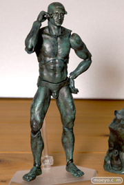 フリーイング　figma テーブル美術館 考える人　画像　サンプル　レビュー　フィギュア　02