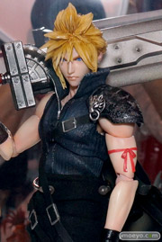 プレイアーツ改 FINAL FANTASY VII ADVENT CHILDREN クラウド・ストライフ　スクウェア・エニックス　画像　サンプル　レビュー　フィギュア　東京ゲームショウ2014　04