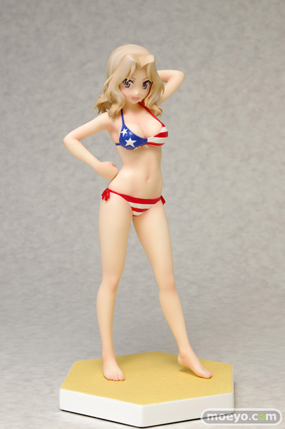 BEACH QUEENS PREMIUM ガールズ&パンツァー ケイ ウェーブ　画像　サンプル　レビュー　フィギュア　水着　01