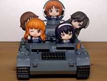 ねんどろいどぷちのあんこうチームが搭載可能！GSC「ねんどろいどもあ ガールズ＆パンツァー IV号戦車D型」 新作フィギュア彩色サンプル画像レビュー