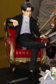 リアルアクションヒーローズ No.697 RAH 進撃の巨人 リヴァイ(スーツVer.)　メディコム・トイ　画像　サンプル　レビュー　アクション　フィギュア　02