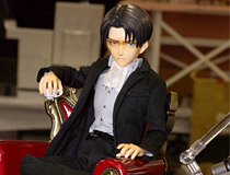 【宮沢展示会34】スーツ姿で登場！メディコム・トイ「リアルアクションヒーローズ No.697 RAH 進撃の巨人 リヴァイ(スーツVer.)」 新作アクションフィギュア彩色サンプル画像レビュー