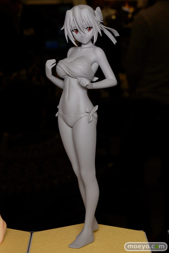 BEACH QUEENS ニセコイ 鶫誠士郎　ウェーブ　画像　サンプル　レビュー　フィギュア　水着　01