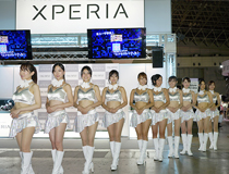 【TGS2014】豪華絢爛！各ブースを華やかに彩った「コンパニオン」特集 03