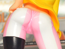 【WF2015冬】「ホシノ・フミナ」「山本玲 ver.2（仮）」「渋谷凛」など メガハウスブース特集01（美少女フィギュア編）