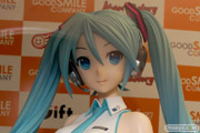 VOCALOID3 初音ミクV3　フリーイング　画像　サンプル　レビュー　フィギュア　パンツ　04