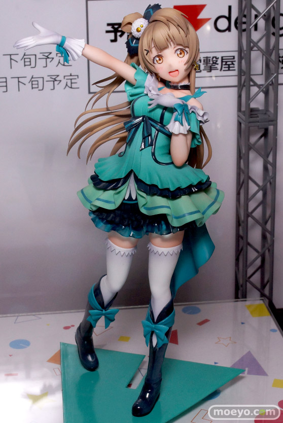 アニメジャパン2015　画像　サンプル　レビュー　フィギュア　角川　KADOKAWA　ヴァルキリードライヴ マーメイド　敷島魅零　処女まもり　ラブライブ！　南ことり 絢瀬絵里 05
