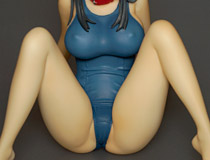 【トレフェス有明13】王道だからこその存在感なM字フィギュア！温泉天国オリジナル「スク水探偵しずる」＆「バニー探偵しずる」  様々なディーラーブースの様子01