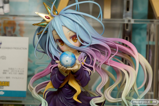 コトブキヤ秋葉原館　展示　画像　フィギュア　サンプル　レビュー　白　パンツ　ぽちゃ子　タカオ　02