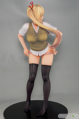 楽園☆遊戯 カバーイラスト 上野チカ　ダイキ工業　画像　サンプル　レビュー　フィギュア　霧島舞流　04