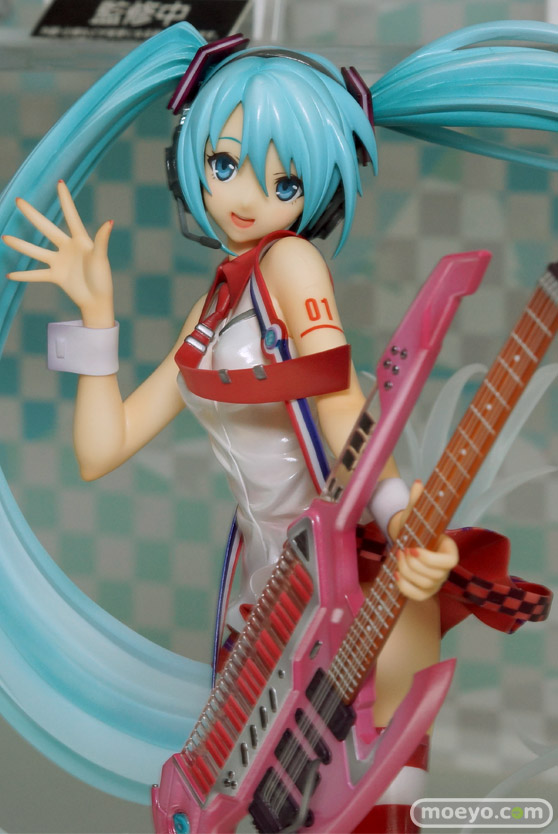 キャラクター・ボーカル・シリーズ01 初音ミク グレイテスト・アイドルVer.　グッドスマイルカンパニー　画像　サンプル　レビュー　フィギュア　ATOMICBOM SUZUKI　04