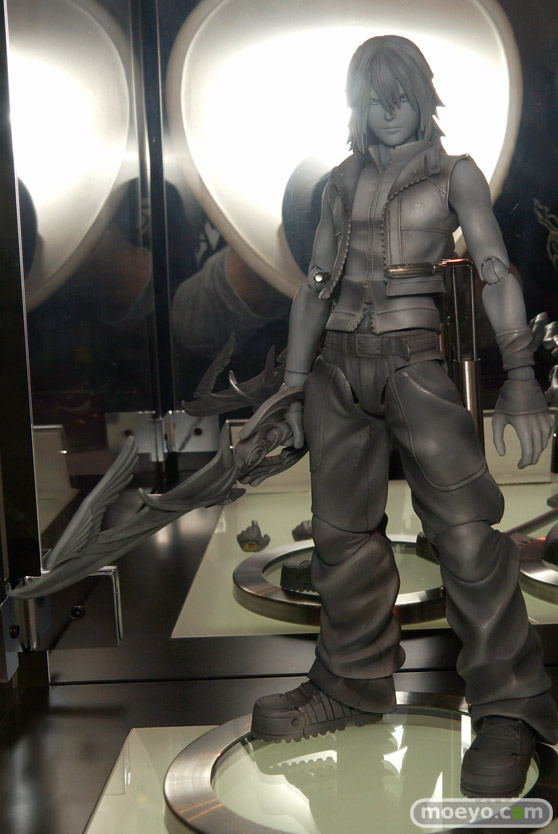 東京ゲームショウ2015 フィギュア　サンプル　レビュー　画像　スクウェア・エニックス　プレイアーツ改　FF15　ノクティス　イグニス　グラディオラス　キャットウーマン　14