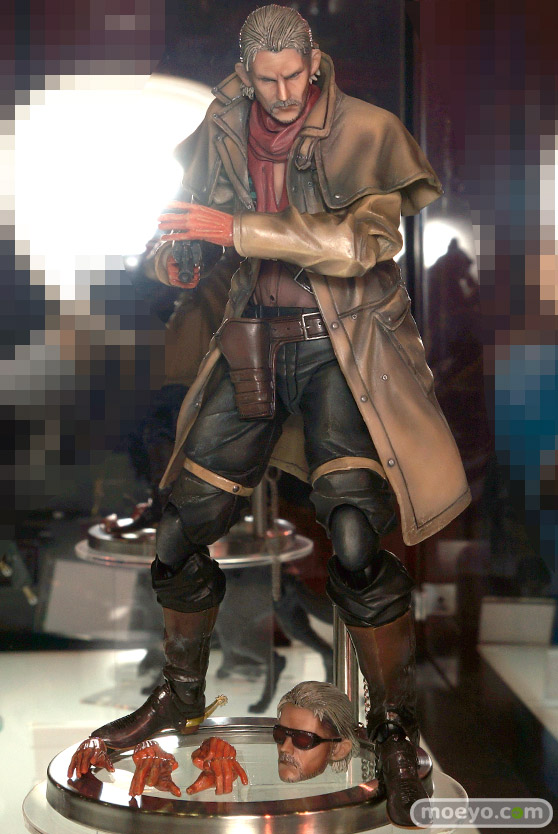 東京ゲームショウ2015 フィギュア　サンプル　レビュー　画像　スクウェア・エニックス　プレイアーツ改　FF15　ノクティス　イグニス　グラディオラス　キャットウーマン　32