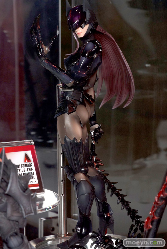 東京ゲームショウ2015　ヴァリアント プレイアーツ改 DC Comics DESIGNED BY TETSUYA NOMURA キャットウーマン　スクウェア・エニックス　画像　サンプル　レビュー　フィギュア　野村哲也　02