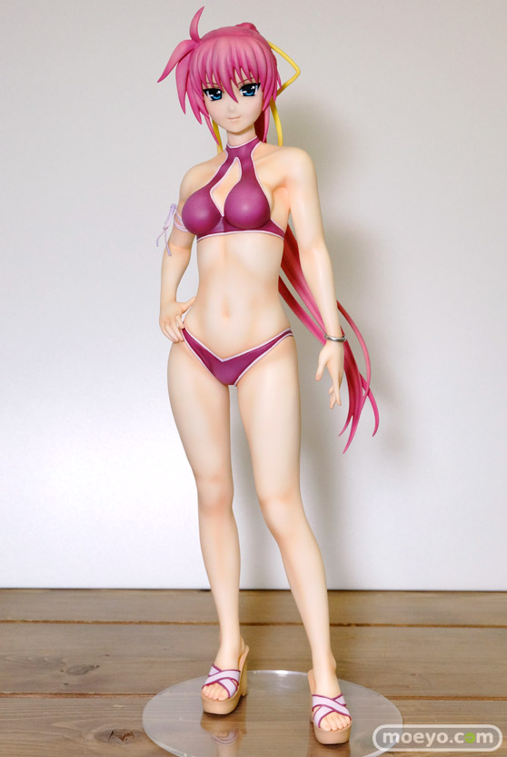 魔法少女リリカルなのは The MOVIE 2nd A’s シグナム 水着Ver.　Gift　画像　サンプル　レビュー　フィギュア　近藤貴之　01