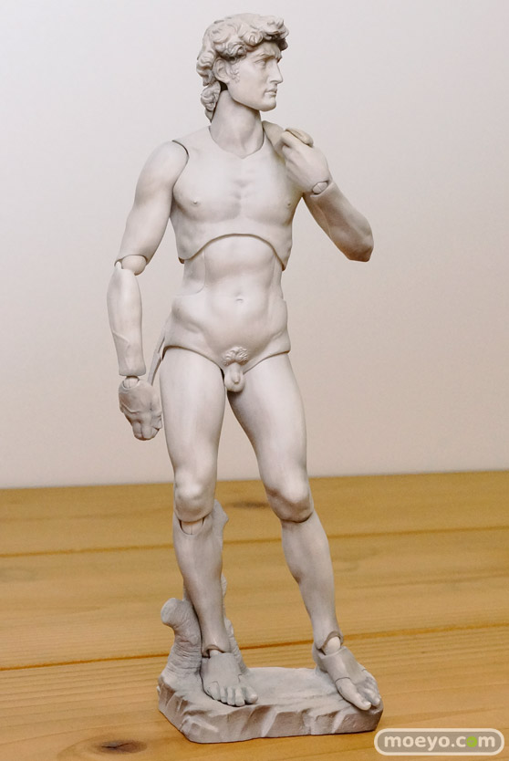 フリーイングの新作フィギュアfigma テーブル美術館 ダビデ像02