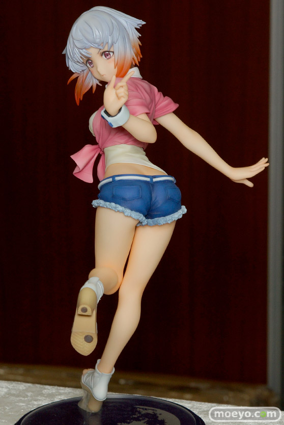 アクエリオンロゴス 月銀舞亜のサンプル画像04