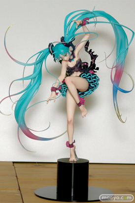 キャラクター・ボーカル・シリーズ01 初音ミク mebae Ver.のサンプル画像02