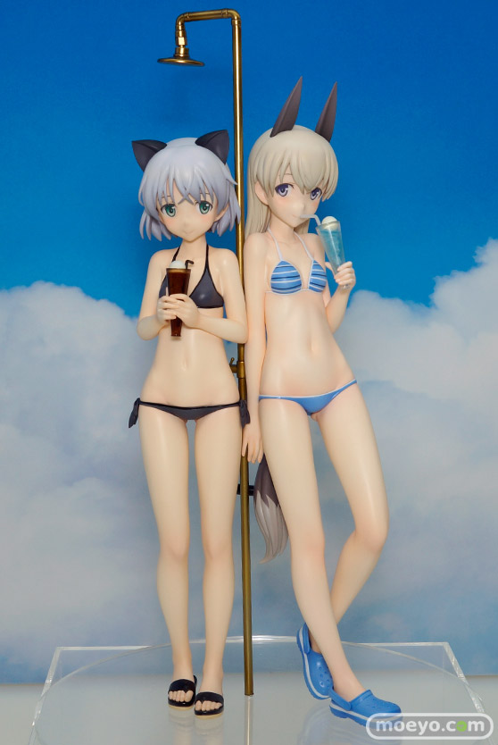 ストライクウィッチーズ2 サーニャ＆エイラ 水着Ver.のサンプル画像01